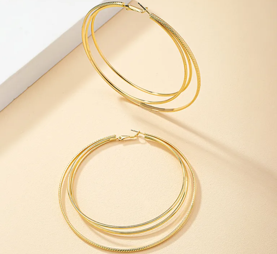 Simple Classic Solid Color Alloy Ferroalloy 14k Gold Plated Hoop Earrings