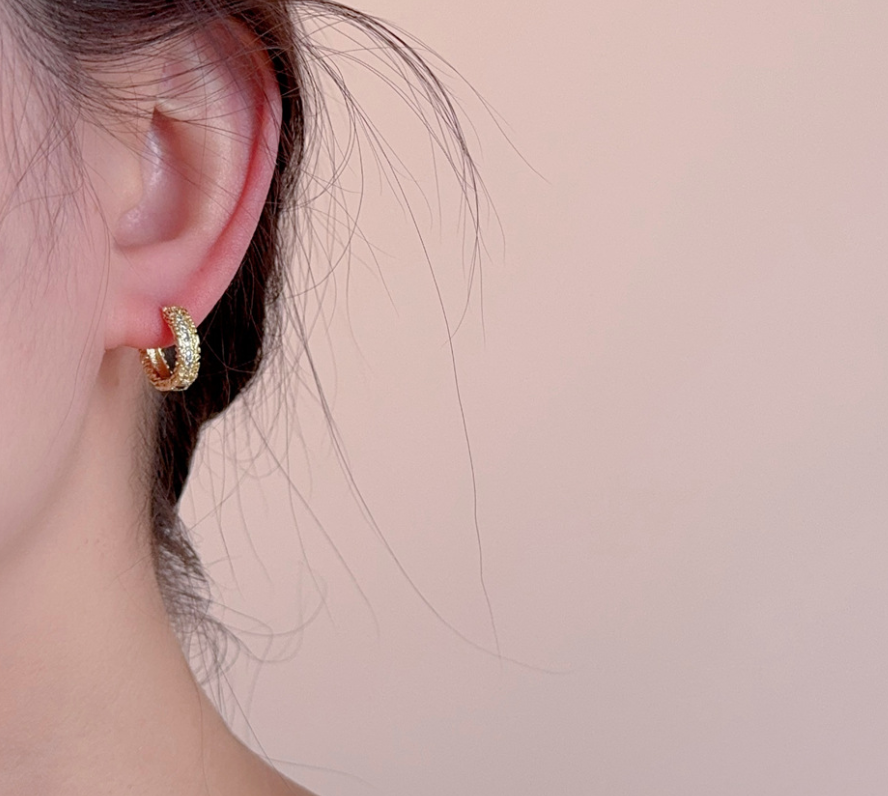 Elegant Vintage Style Geometric Alloy Hoop Earrings - Small Pave Textured Hoops