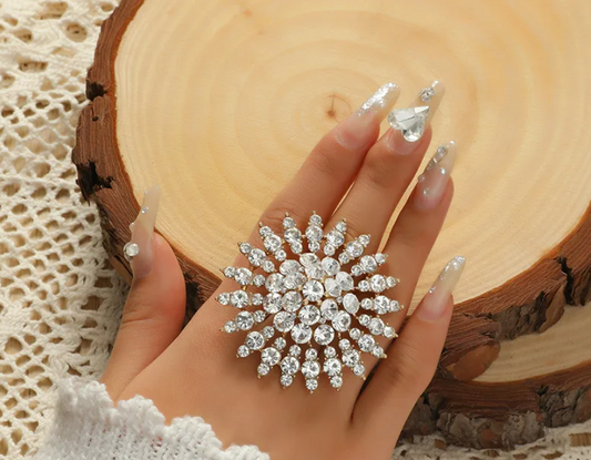 Sparkling Flower Open Ring for Women - Vintage Style Crystal Statement Jewelry