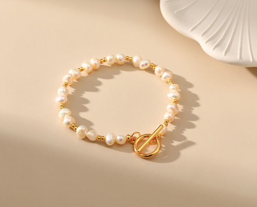 Women's Vintage Style 18K Gold Plated Freshwater Pearl Toggle Bracelet - 17cm/6.69in